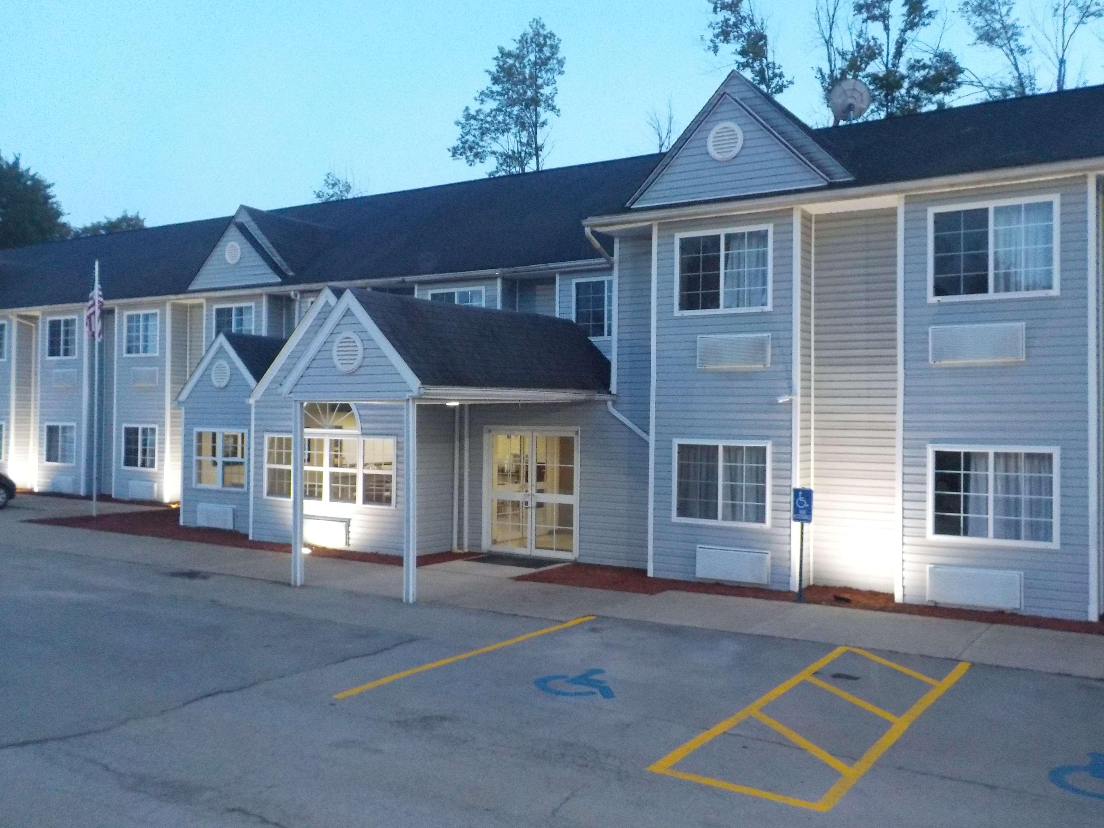 Mj Inn And Suites Marienville Zewnętrze zdjęcie